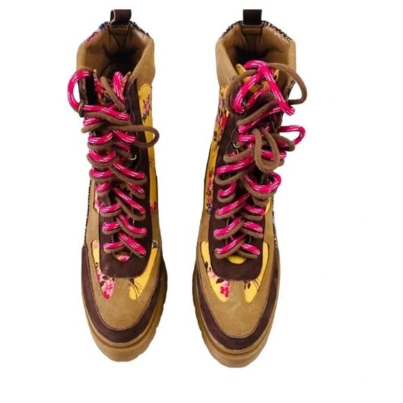 Gianni Bini throw back combat boots Floral  multi color 2 laces Size 9 NWOB - Picture 4 of 12